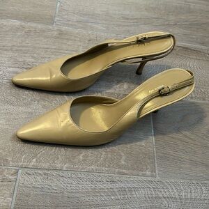 Gucci Leather Slingback Pumps Color Tan Size 9B